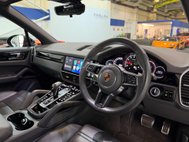 Porsche Cayenne 2.9T V6 S SUV 5dr Petrol TiptronicS 4WD Euro 6 (s/s) (440 ps) 29