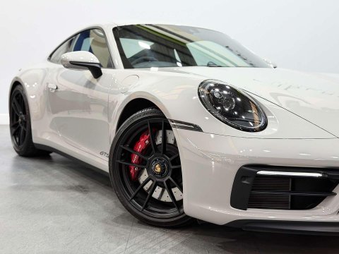 Porsche 911 3.0T 992 Carrera 4 GTS Coupe 2dr Petrol PDK 4WD Euro 6 (s/s) (480 ps) 9