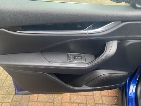 Maserati Levante 3.0D V6 ZF 4WD Euro 6 (s/s) 5dr 72
