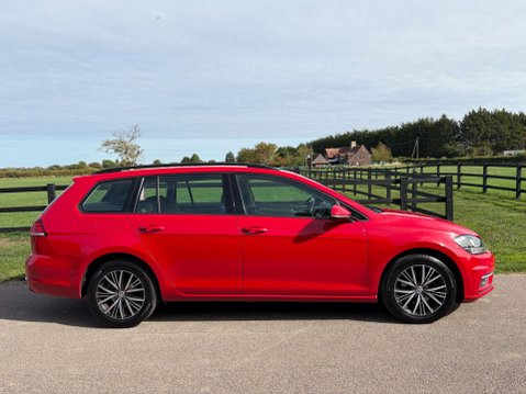 Volkswagen Golf 2.0 TDI SE Nav Euro 6 (s/s) 5dr 13
