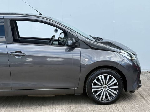 Toyota Aygo 1.0 Aygo X-Play TSS VVT-i 5dr 10