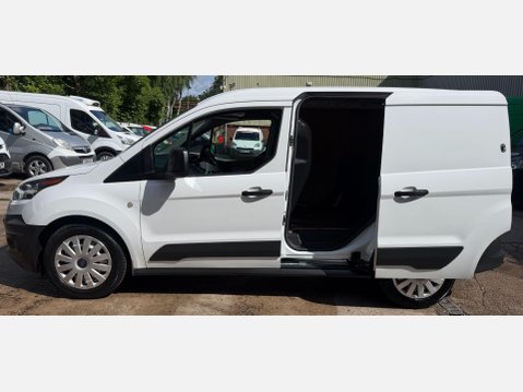 Ford Transit Connect 1.5 TDCi 220 Panel Van 5dr Diesel Manual L1 H1 (120 g/km, 74 bhp) 19