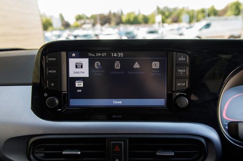 Hyundai i10 MPI PREMIUM 24