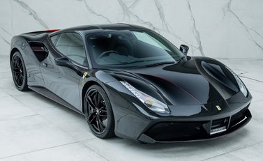 Ferrari 488 GTB Tailor Made 11