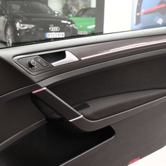 Volkswagen Golf 2.0 Golf GTi Performance TSi 3dr 1