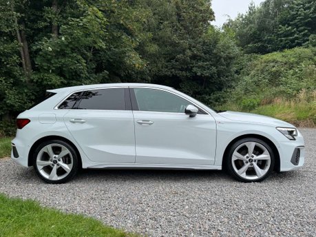 Audi A3 1.5 A3 Sportback 35 TFSI MHEV S Line Semi-Auto 5dr 3