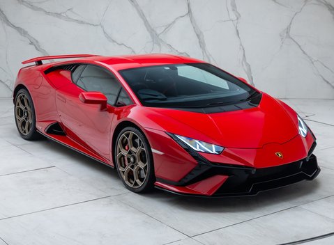 Lamborghini Huracan TECNICA 11