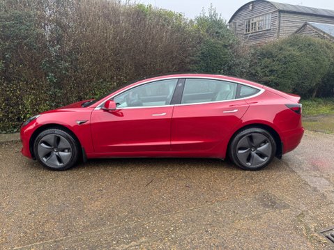 Tesla Model 3 STANDARD RANGE PLUS 4