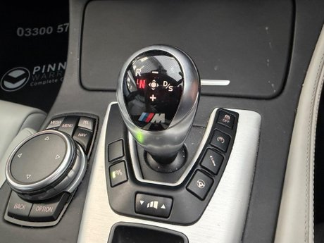 BMW M5 4.4 V8 DCT Euro 6 (s/s) 4dr 10