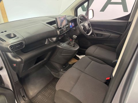Vauxhall Combo 1.5 Combo 2300 Pro Turbo D 5dr 18