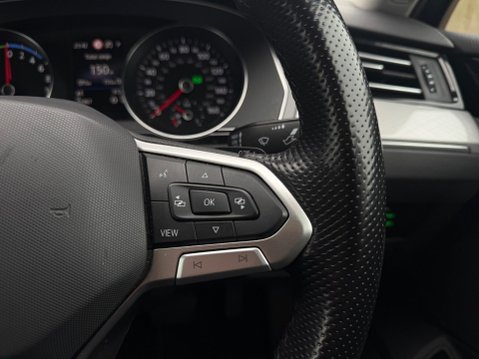 Volkswagen Passat 1.4 TSI 13kWh GTE DSG Euro 6 (s/s) 4dr 47