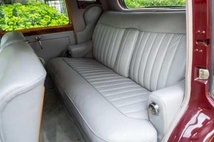 Bentley R Type Standard Steel Saloon 26