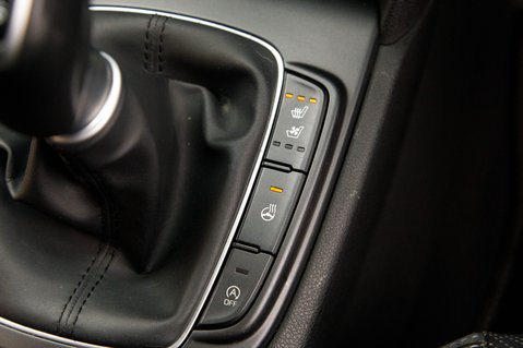Hyundai KONA PREMIUM SE 39