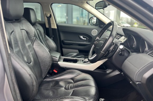 Land Rover Range Rover Evoque 2.2 SD4 PURE TECH AUTO 16