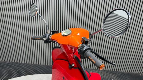 Royal Alloy GT LC 2018 ONLY 2K MODERN RETRO SCOOTER 200CC 22