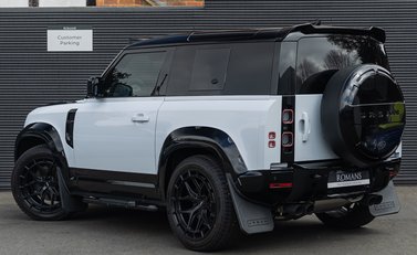 Land Rover Defender 90 V8 P525 URBAN 4