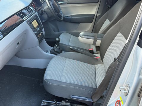 SEAT Toledo 1.2 TSI SE Euro 5 (s/s) 5dr (Nav) 11