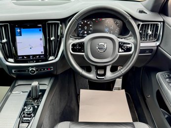 Volvo V60 2.0 B4 MHEV R-Design Auto Euro 6 (s/s) 5dr