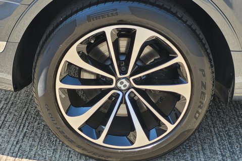 Bentley Bentayga First Edition V8 Diesel 52