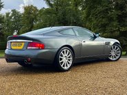 Aston Martin Vanquish V12 S 5