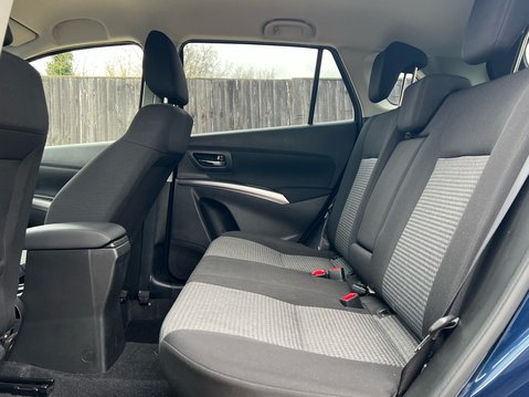 Suzuki S-Cross MOTION BOOSTERJET MHEV 9