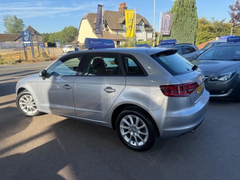 Audi A3 1.6 TDI SE Sportback S Tronic Euro 6 (s/s) 5dr 5
