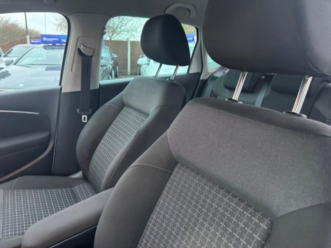 Volkswagen Polo 1.0 TSI BlueMotion Tech SEL Euro 6 (s/s) 5dr 30