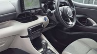 Toyota Yaris 1.5 VVT-h Excel Hatchback 5dr Petrol Hybrid E-CVT Euro 6 (s/s) (116 ps) 15