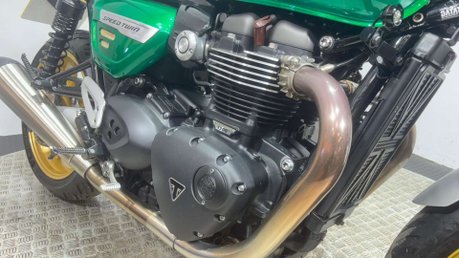 Triumph Speed Twin 2021 11K 1 OFF CUSTOM OUTSTANDING CONDITION MODERN RETRO 13