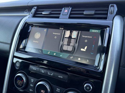 Land Rover Discovery SDV6 HSE LUXURY 51