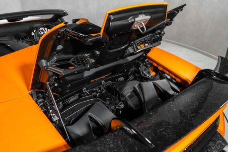 Lamborghini Huracan LP 640-4 PERFORMANTE SPYDER. LAMBO WARRANTY. ARANCIO BOREALIS. FULL PPF. 39