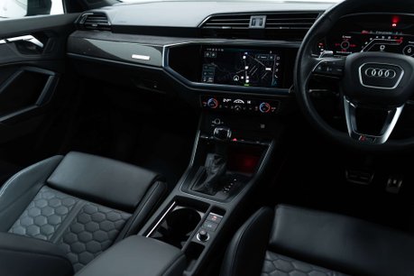 Audi RS Q3 2.5 RS Q3 Sportback TFSI Vorsprung Quattro Semi-Auto 4WD 5dr 38