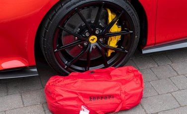 Ferrari 488 Pista 38