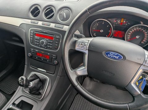 Ford Galaxy 1.6 TDCi Zetec Euro 5 (s/s) 5dr 9