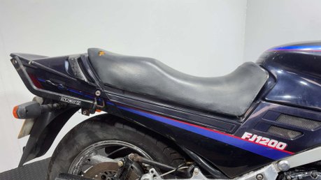 Yamaha FJ 1991 CLASSIC PROJECT BIKE SPARES OR REPAIR 1200CC SPORTS TOURER 12