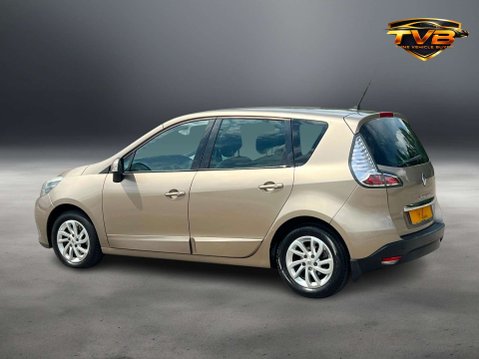 Renault Scenic 1.5 Scenic Dynamique TomTom Energy dCi S/S 5dr - NATIONAL DELIVERY* 27