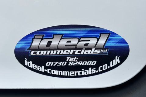 Mercedes-Benz Vito 114 Progressive L2 Panel Van - Air Con / Rear Camera 16