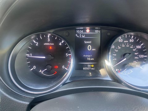 Nissan Qashqai 1.6 dCi Tekna SUV 5dr Diesel Manual 2WD Euro 6 (s/s) (130 ps) 24