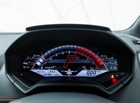 Lamborghini Huracan LP640-4 EVO 17