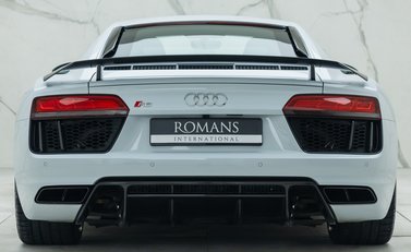 Audi R8 V10 PLUS 5