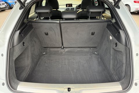 Audi Q3 TDI QUATTRO S LINE PLUS -AUTOMATIC -PAN ROOF -REAR CAMERA -HIGH BEAM ASSIST 55