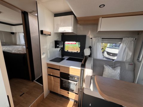 Pilote P720FGJ Selection 16