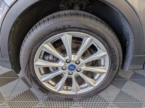 Ford Kuga 1.5 TDCi EcoBlue Titanium Edition Euro 6 (s/s) 5dr 25