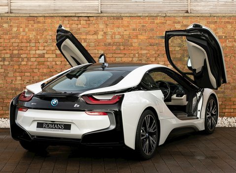 BMW I8 8