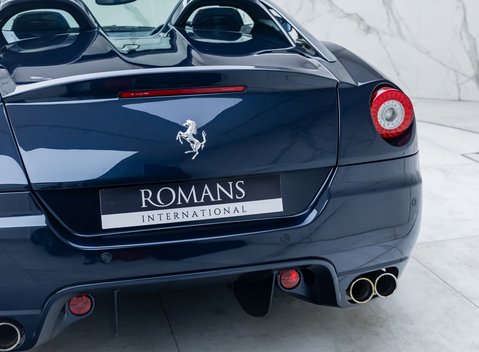 Ferrari 599 SA Aperta 34