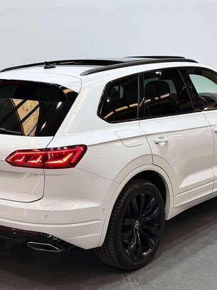 Volkswagen Touareg 3.0 TDI V6 Black Edition SUV 5dr Diesel Tiptronic 4Motion Euro 6 (s/s) (286 2