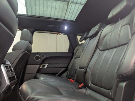 Land Rover Range Rover Sport 3.0 Range Rover Sport HSE SDV6 Auto 4WD 5dr 45