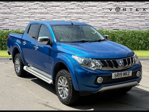 Mitsubishi L200 2.4 L200 Barbarian DI-D Auto 4WD 1