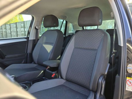 Volkswagen Tiguan 2.0 TDI SE Navigation SUV 5dr Diesel DSG Euro 6 (s/s) (150 ps) 33