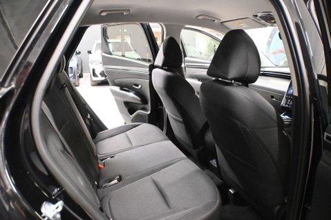 Hyundai TUCSON 1.6 Tucson Premium TGDi HEV Auto 5dr 13